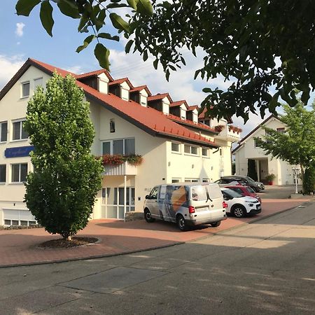Engelhard Das Landhotel Garni Kirchheim am Ries Exterior photo